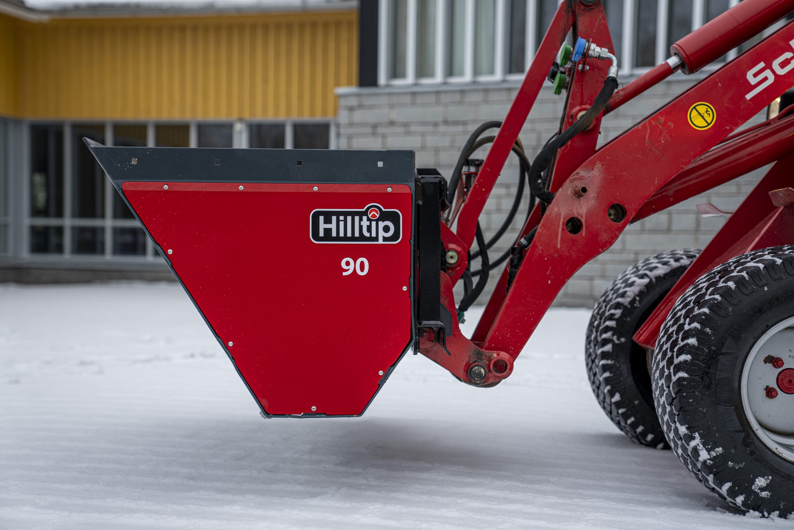 Hilltip drop spreader Rental Management Media Group