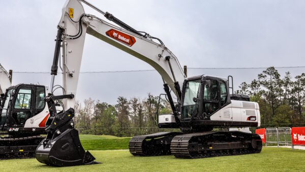 Hitachi Construction Machinery Americas super long front