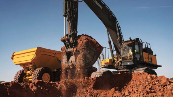 Hitachi Construction Machinery Americas super long front